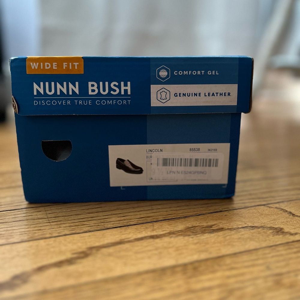 Nunn Bush Brown and Red Loafers Slip-Ons